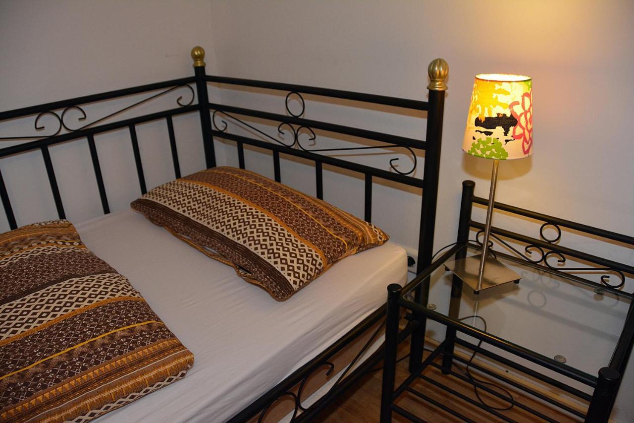 Zuhause Wohnprojekt - Double With Private Bathroom Privatunterkunft Hannover